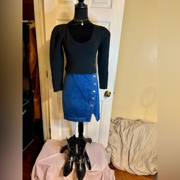 Women’s J. Crew Jeans Denim Asymmetrical Button Wrap Skirt 29 - Picture 4 of 11